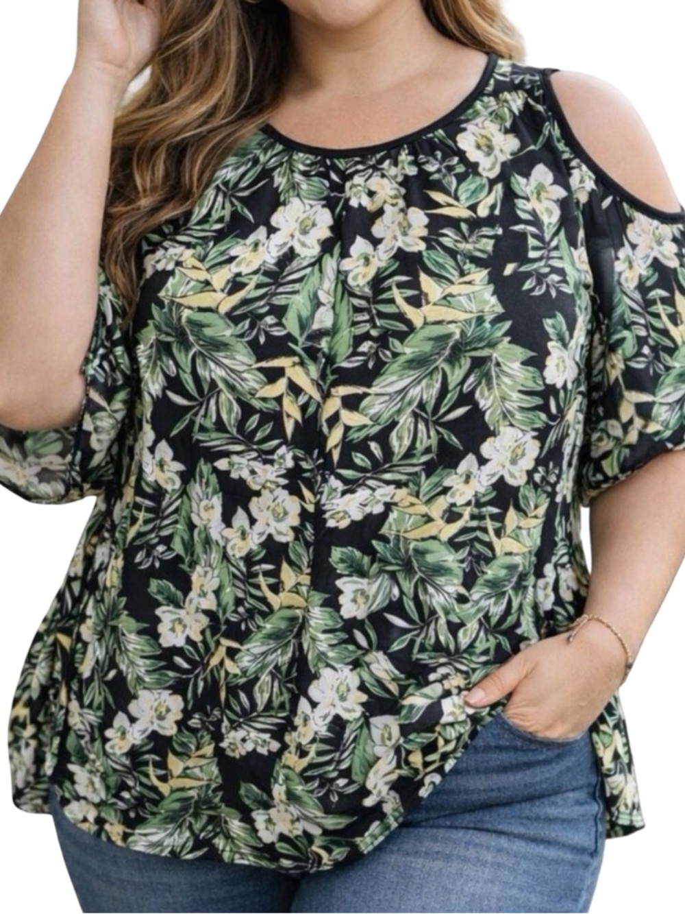 Hayden Los Angeles Floral Print Flowy Top - Size 2XL